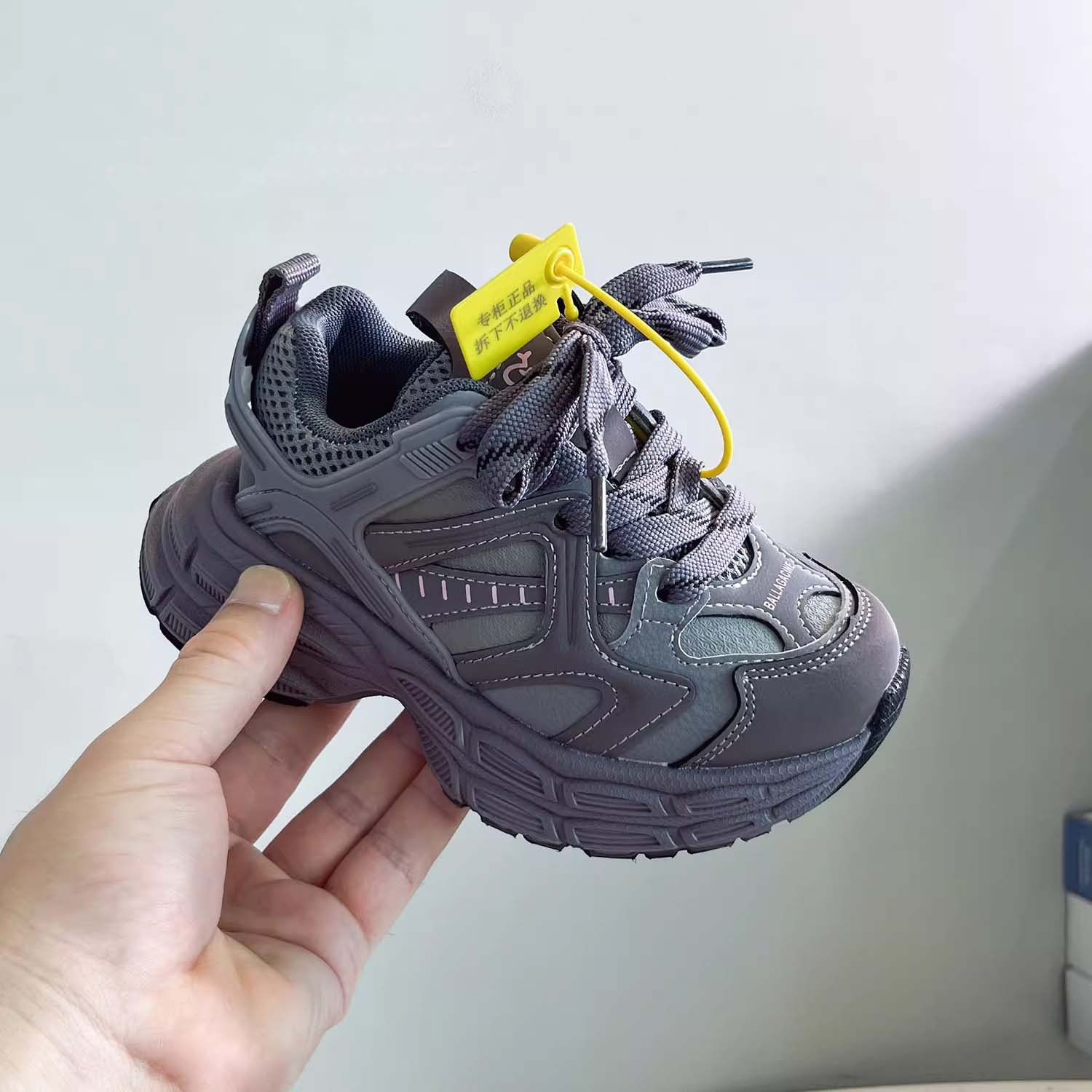 Kids Shoes Dad Sneakers for Boy Girl Thick Bottom Platform Youth Teens Students Sneakers Children's Toddler Trainers Sizes 26 - 37 US9C-US5Y W010