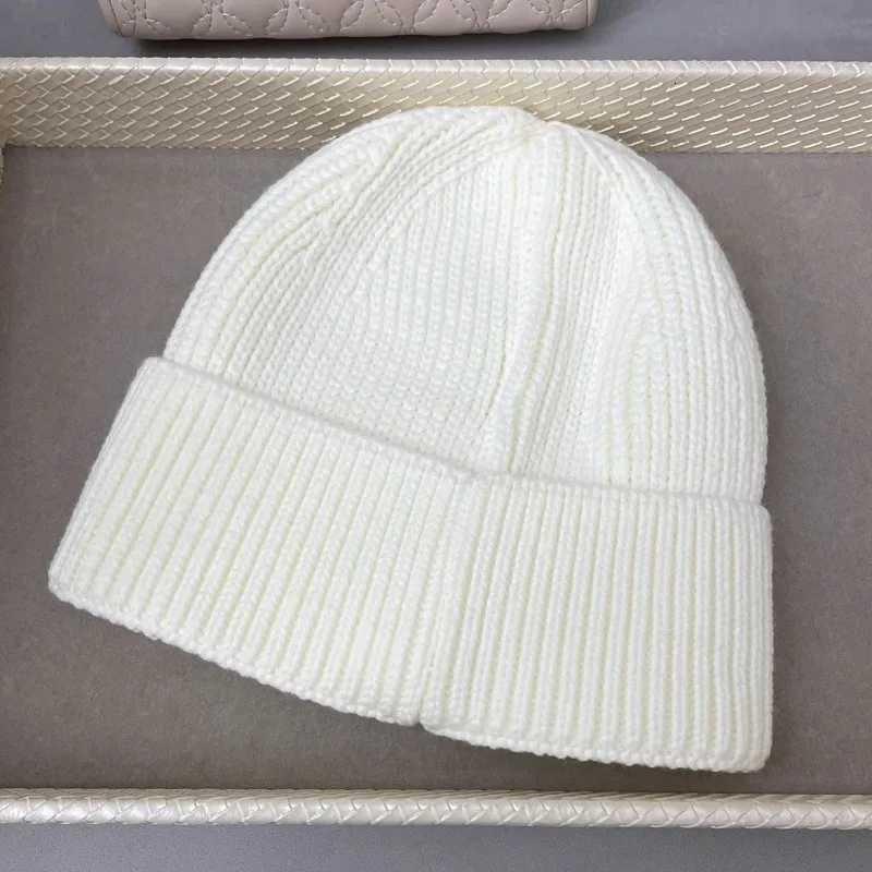COLORADO Embroidered Beanie Knit Hat Thickened Warm Winter Skull Cap for Men Women Outdoor Sports Casual StreetwearXJ251023