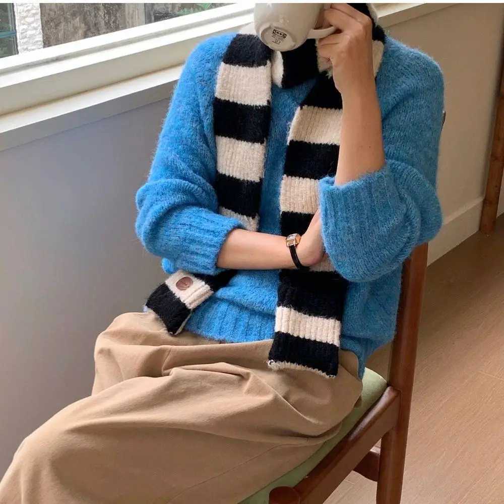 Black And White Striped Scarf Women In Winter Colour Blocking Stripes Long Narrow Harajuku Scarf Students Knitted Neck Warmer J251113
