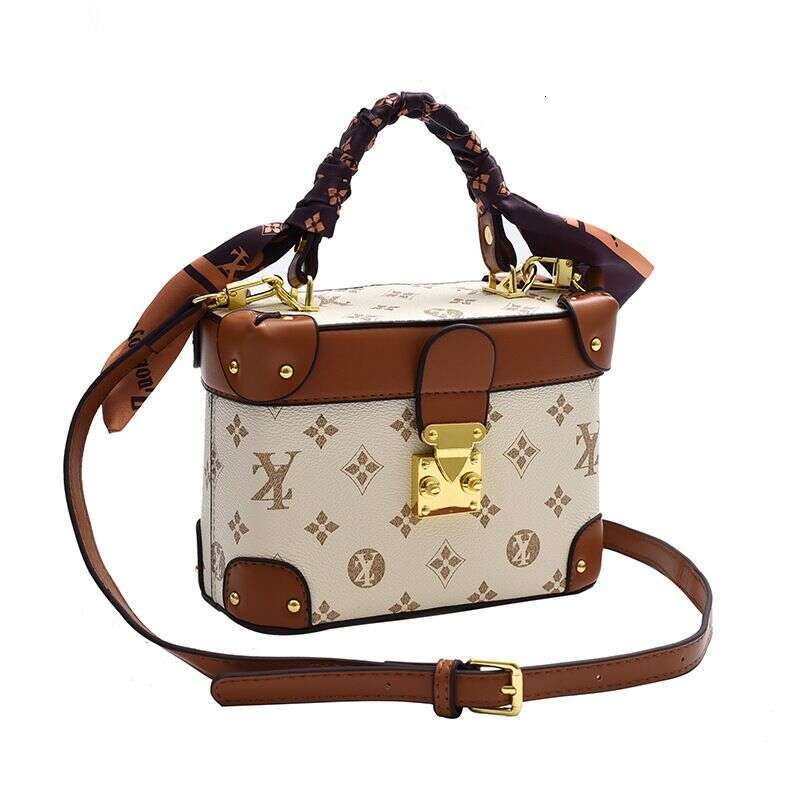 Women Handbag Large Capacity Handbag Light Lock Buckle Small Square Bag Silk Scarf French Bags Letter Texture Styling Handbag