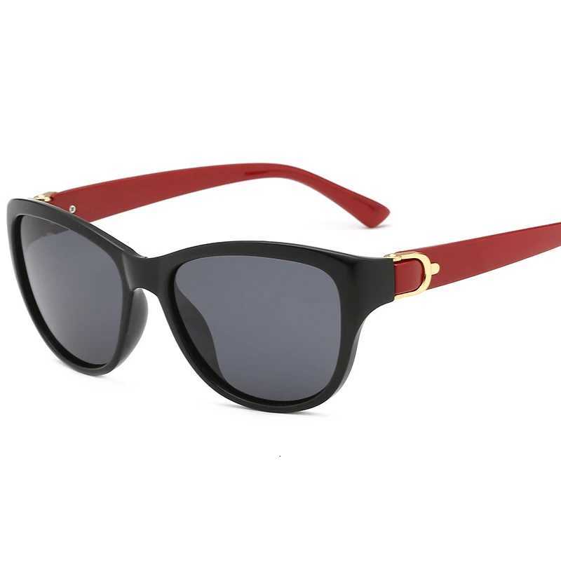 Luxury Brand Design Cat Eye Polari Sunes Men Wen La Elegant Sun es Fem Driving Eyewear Ocos De SolW251023