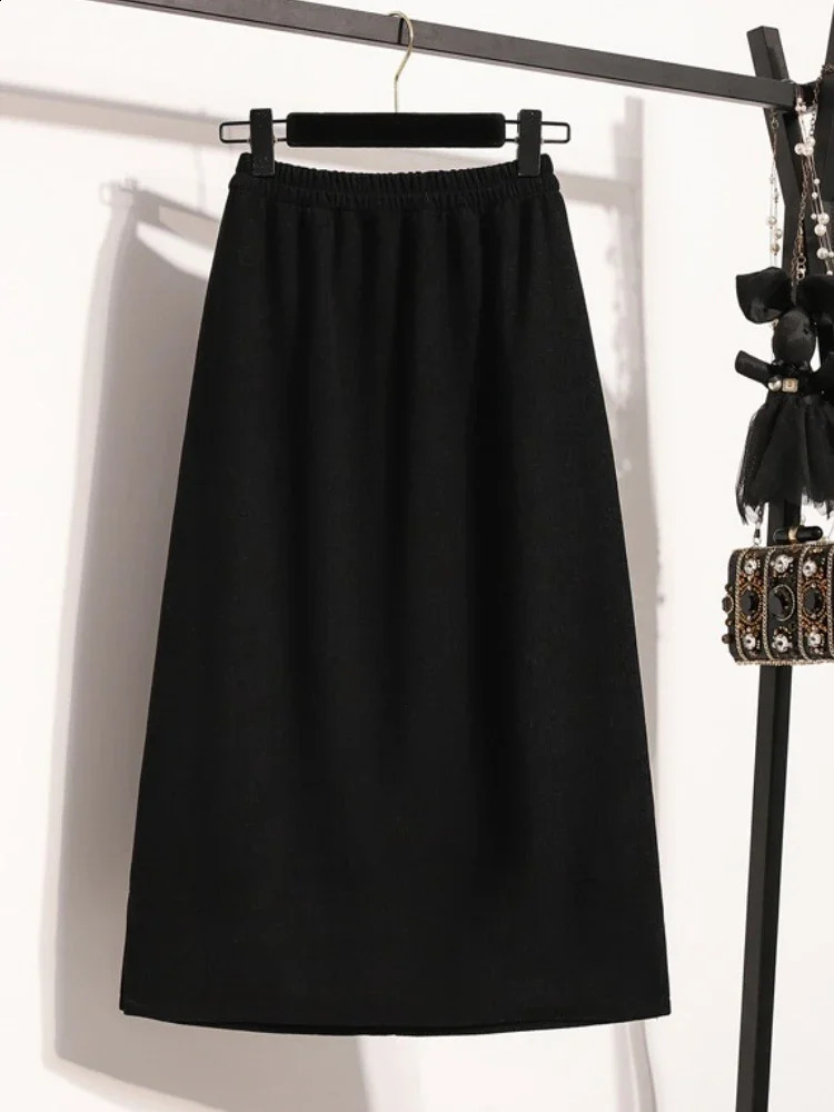 Plus Size Skirt for Women Autumn High Elastic Waist Large Korean Style Elegant Brown Casual Slit Pencil Skirts 251022