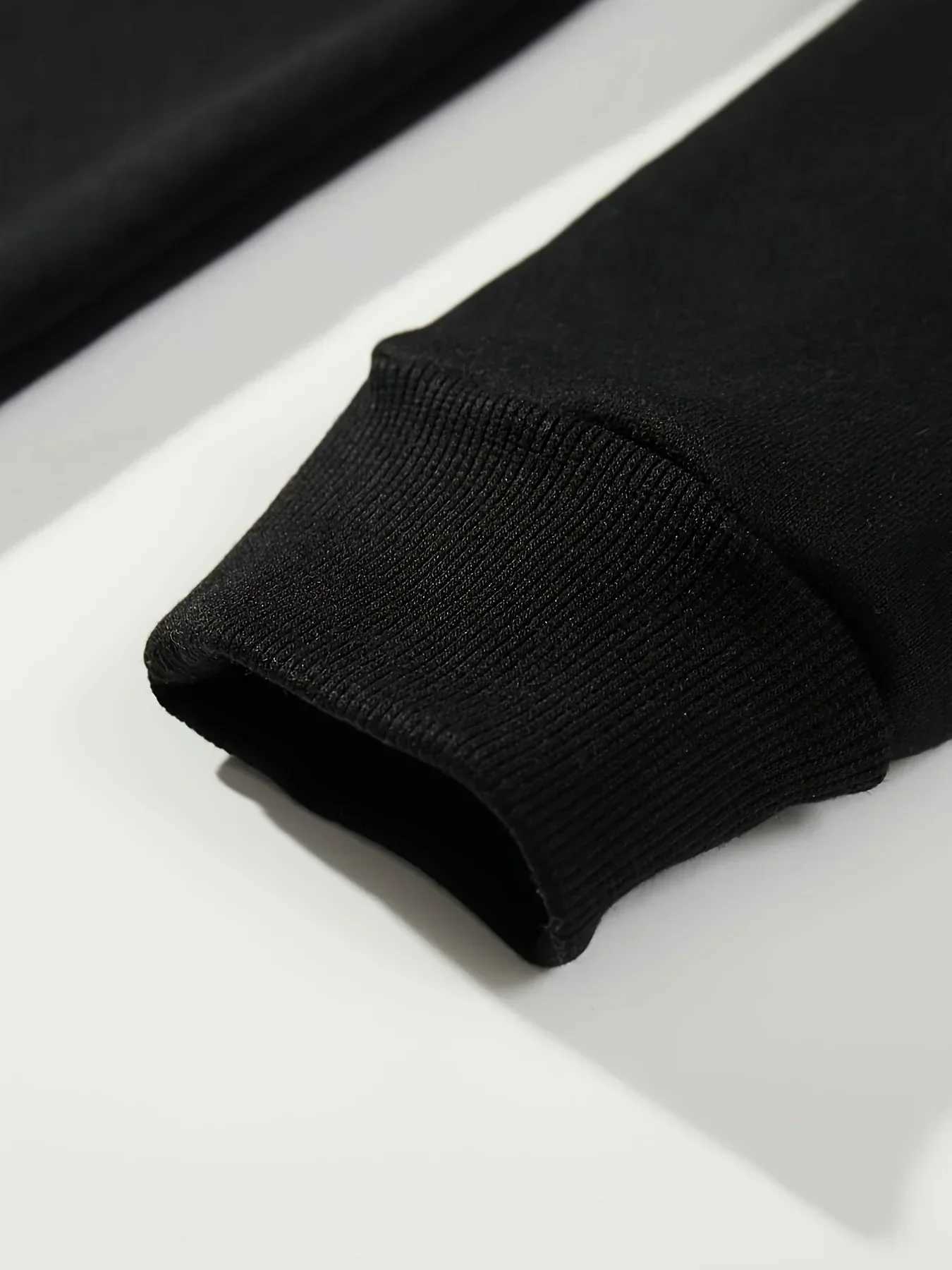 Letter Pattern Print Autumn and Winter Mens and Womens Long Sleeved Sportswear Sweatshirt Casual Loose Outdoor Street Sports J251021