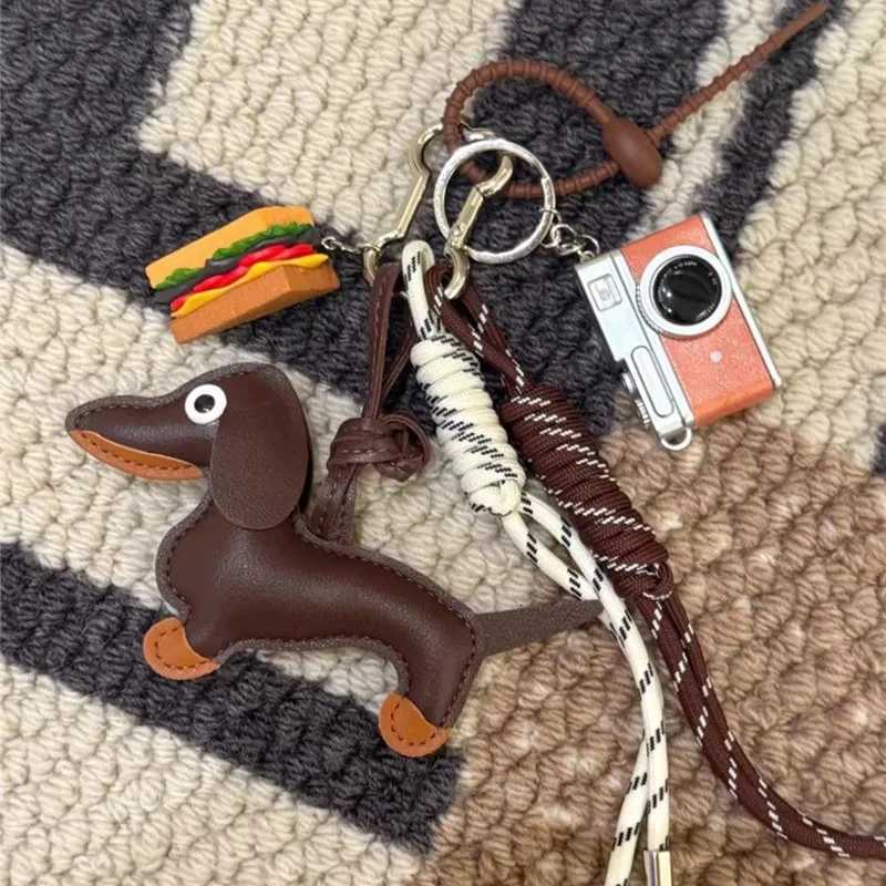 1PC Cute PU Leather Puppy Dog Keychain Pendant Lovely Dachshund Women Bag Charm Phone Pendant Trinket Car Key Ring Party Gift Z251023
