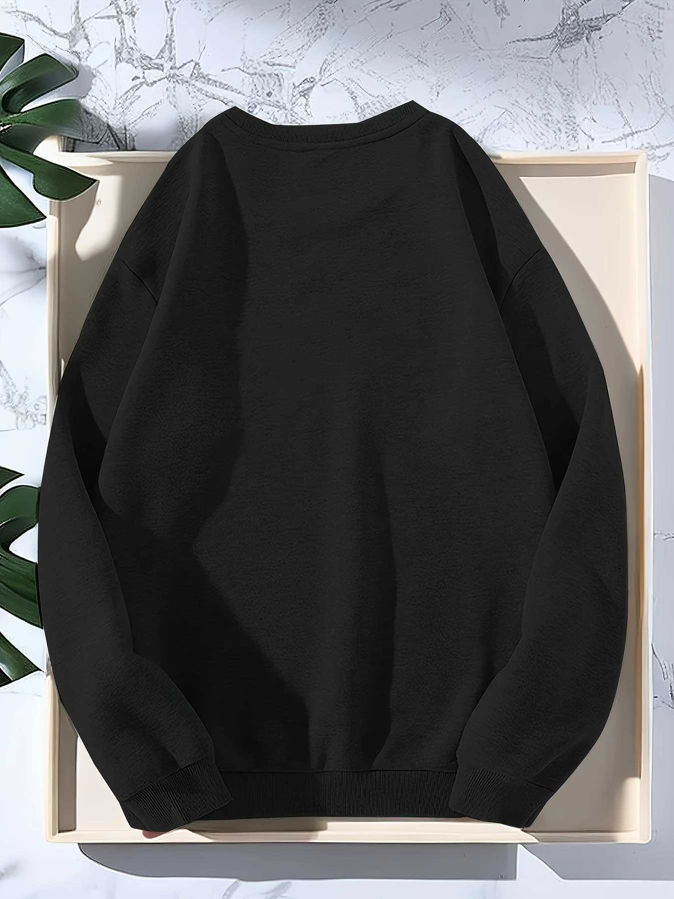 Mens autumn and winter fashionable casual loose fashion pattern printed pullover long sleeved warm round neck sweatshirtT251023