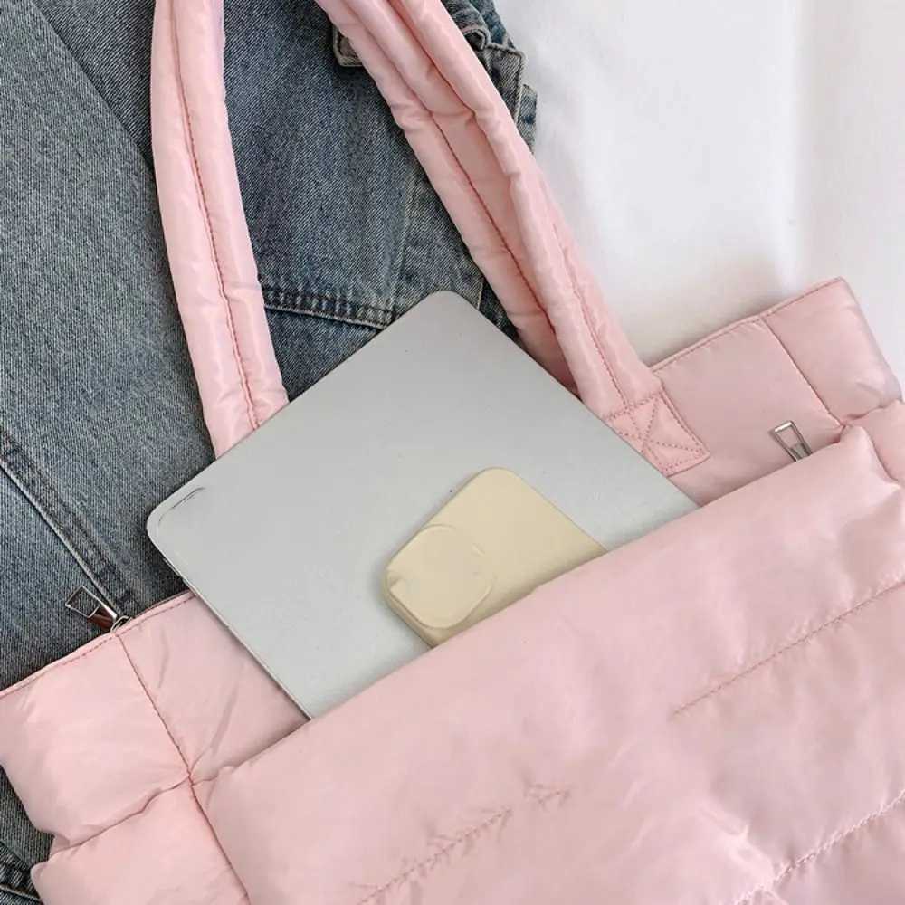 Korean Style Down Cotton Shoulder Bag Solid Color Large Capacity Cottonpadded Tote Bag Lightweight Space Cotton Nylon HandbagL251023
