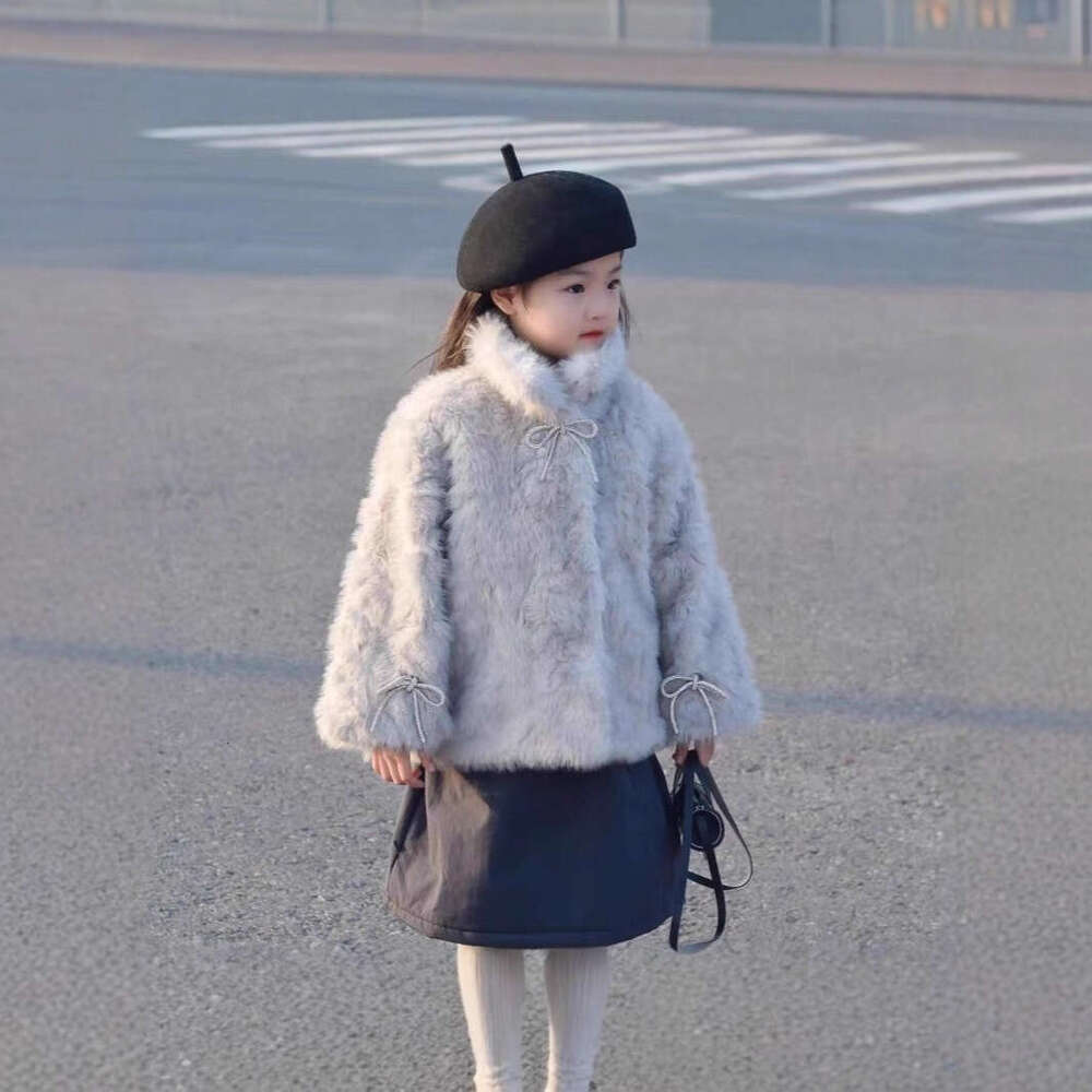 Fox Coat Faux Girls' Fur EcoFriendly Children's Winter New Plush Top Sweet Butterfly for Girls '