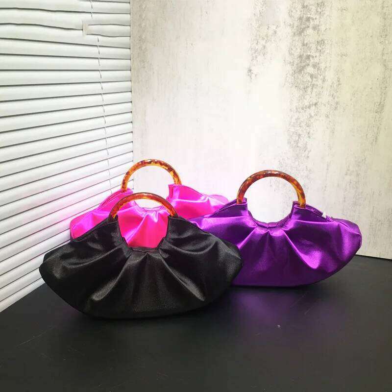 Satin Dinner Designer Pleated Silk Cloud High Quality Acrylic Handle Handbag for Women Evening Party Clutch Bag