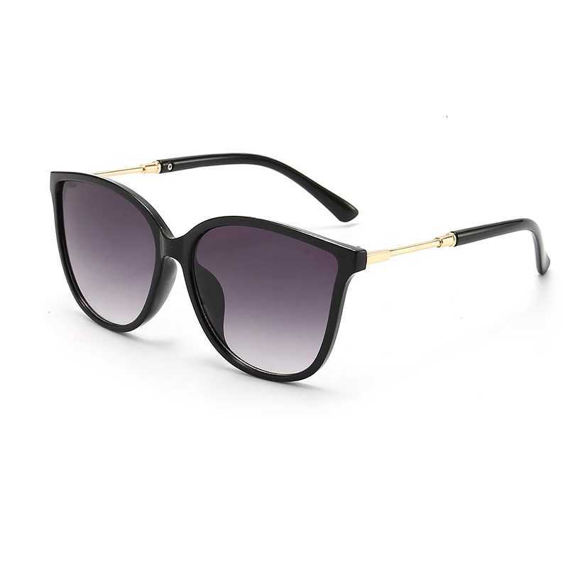 Vintage Cat Eye Sunes Wan Brand Designer Retro Mirror Sun es Fem Eyewear Car sunes 9119W251023