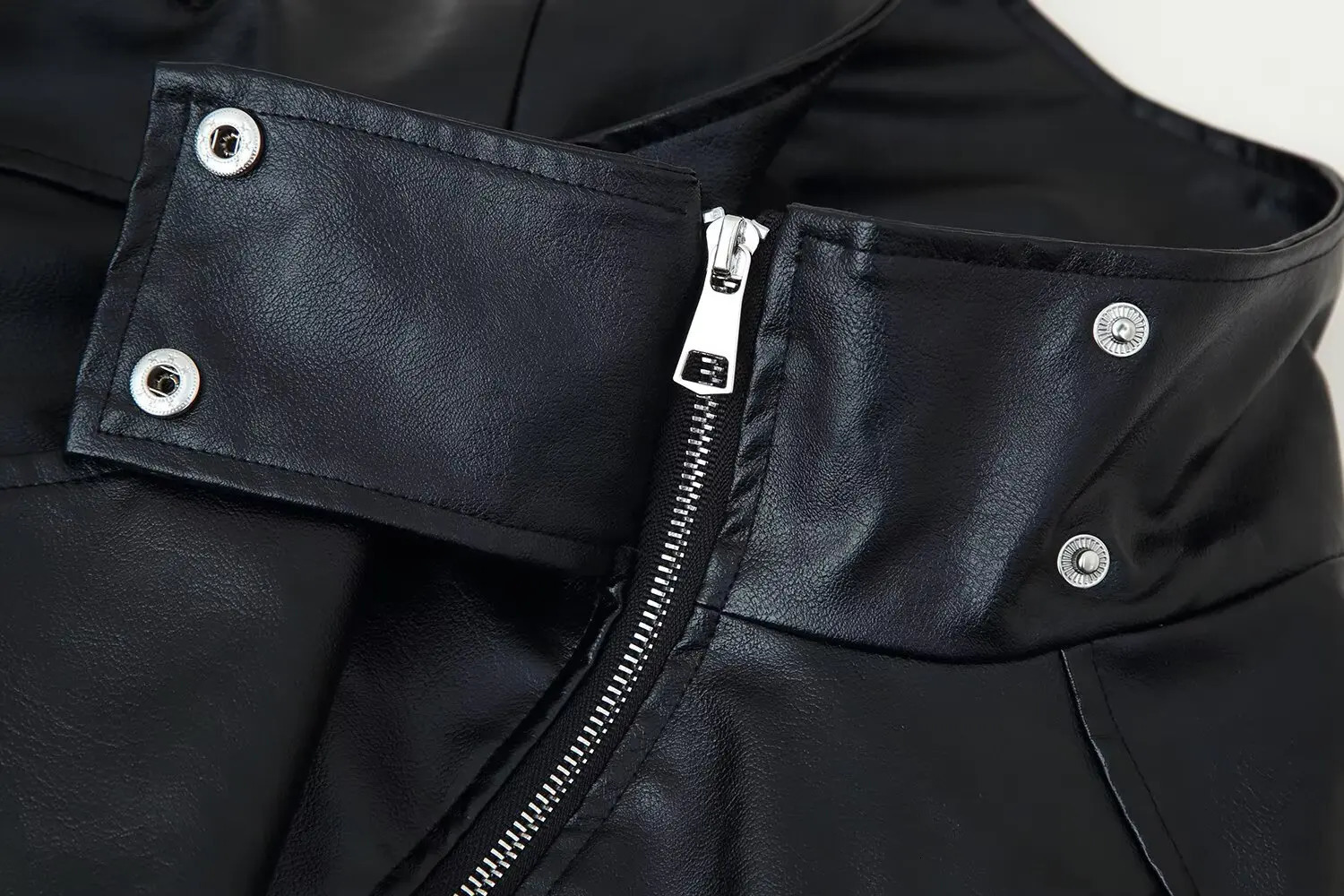 Winter Fashion Women Faux Leather Jacket Zipper Turndown Collar Vintage Coats Streetwear Ladies Leathers Outerwear Tops 251020