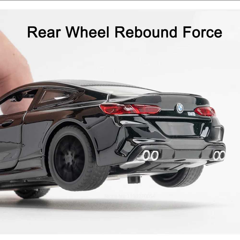 132 M8 Miniature Alloy Diecast Toys Car Model Sports Cars 4 Door Can Opened Sound Light Pull Back Vehicle Kids Festival GiftT251023