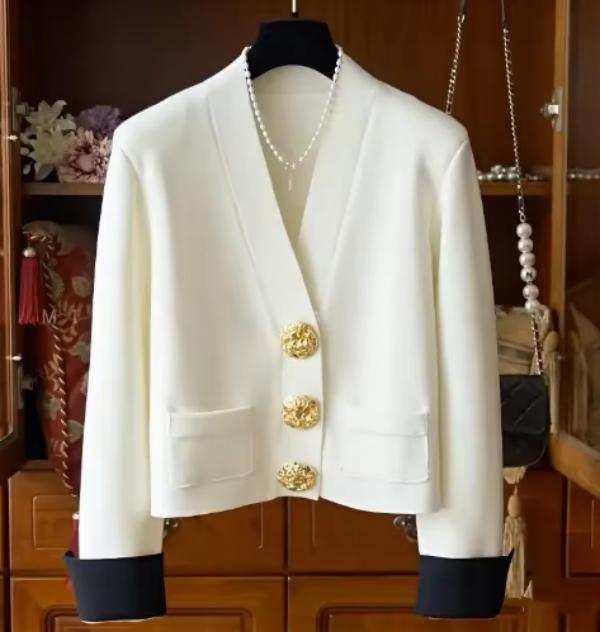 Tweed Style Gold Button Color Block V-Neck Knitted Cardigan Women's Autumn Winter 2024 New White Commuting Cropped Jacket