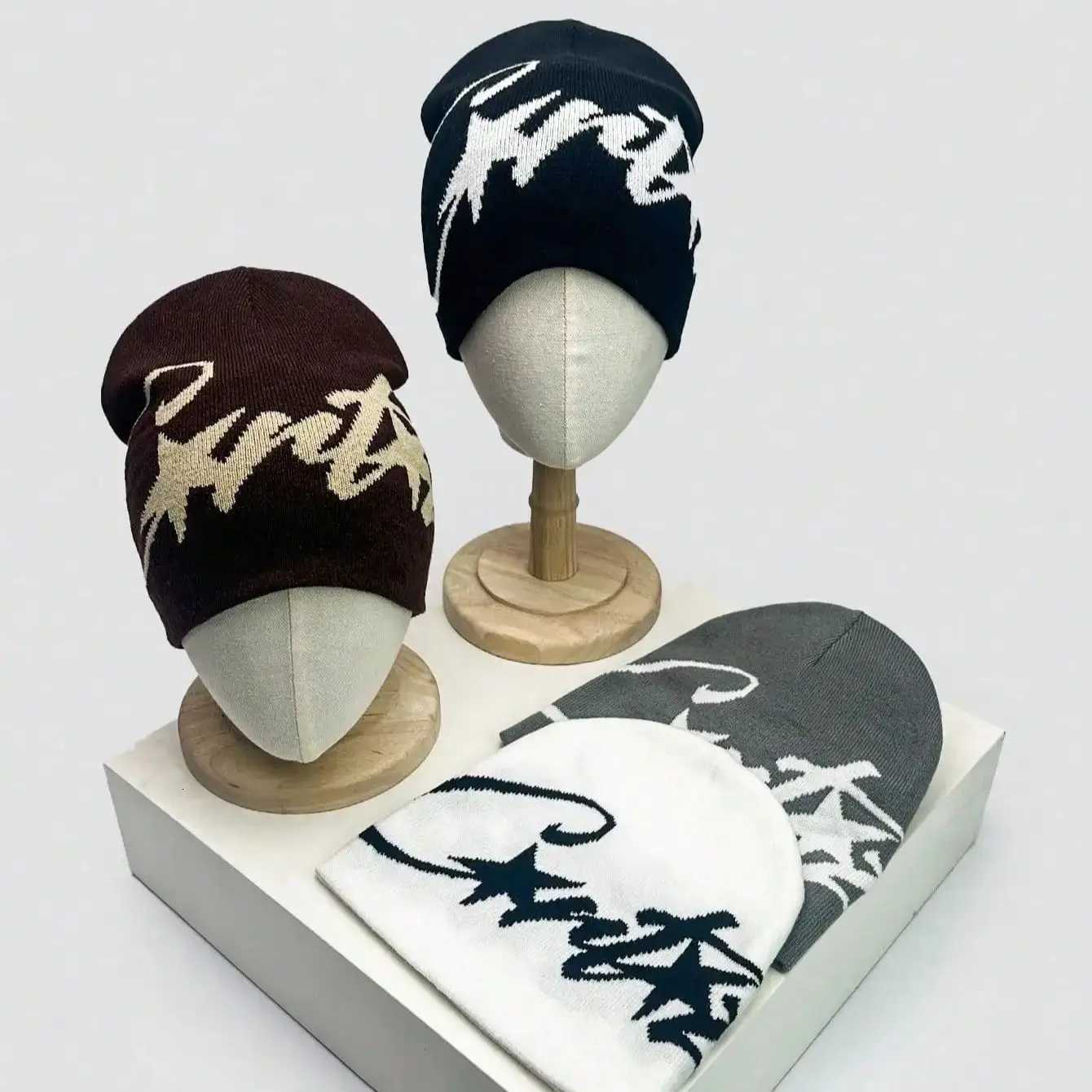 1PC Vintage Beanies Knitted Hat Unisex American Hip Hop Streetwear Jacquard Knitted Beanie Hat Warm for AutumnWinter Fall OuXJ251023