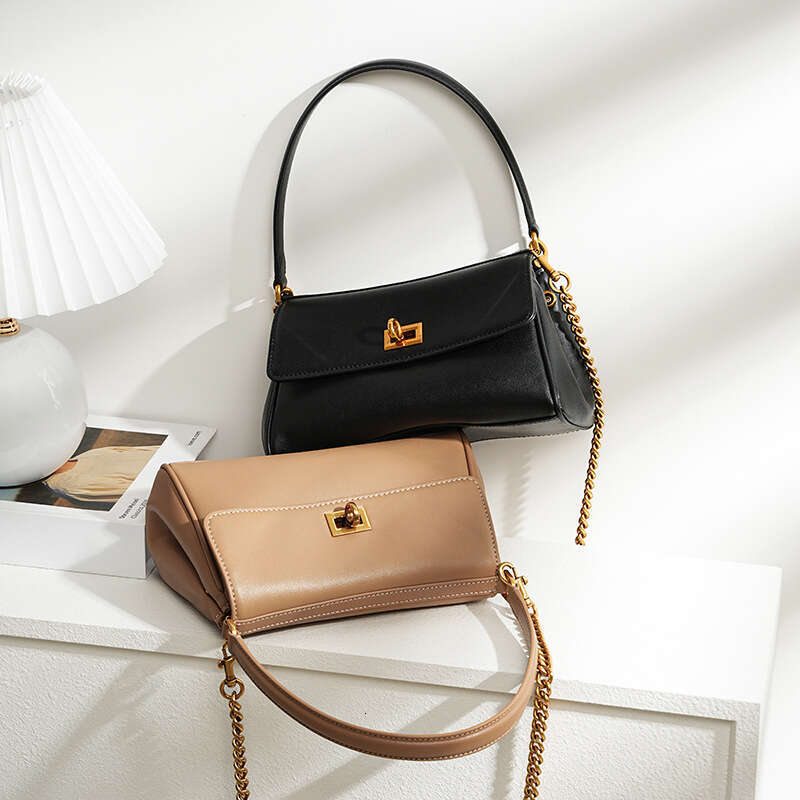 Luxury bag High Quality Cowhide Niche Design Single Shoulder Baguette Bag Premium French Rodeo Genuine Leather Chain Underarm
