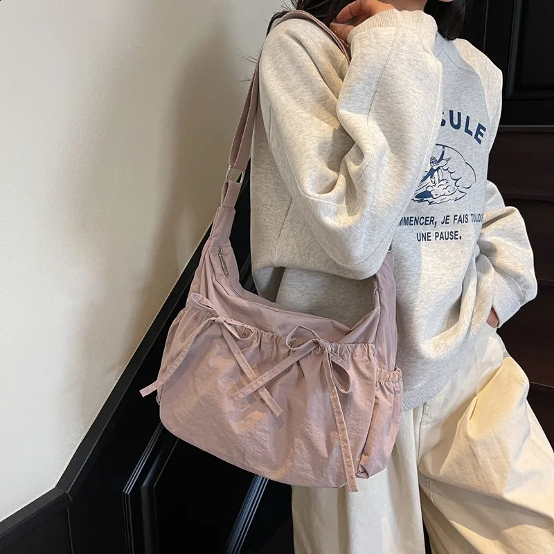 Large Capacity Womens Shoulder Bags Lightweight Nylon Pleated Crossbody Bag Multiple Pockets Hobo For Women Commuting 251014