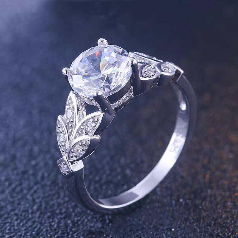 High End Jewelry Cheap Price 925 Silver Moissanite Simple Ring for Women