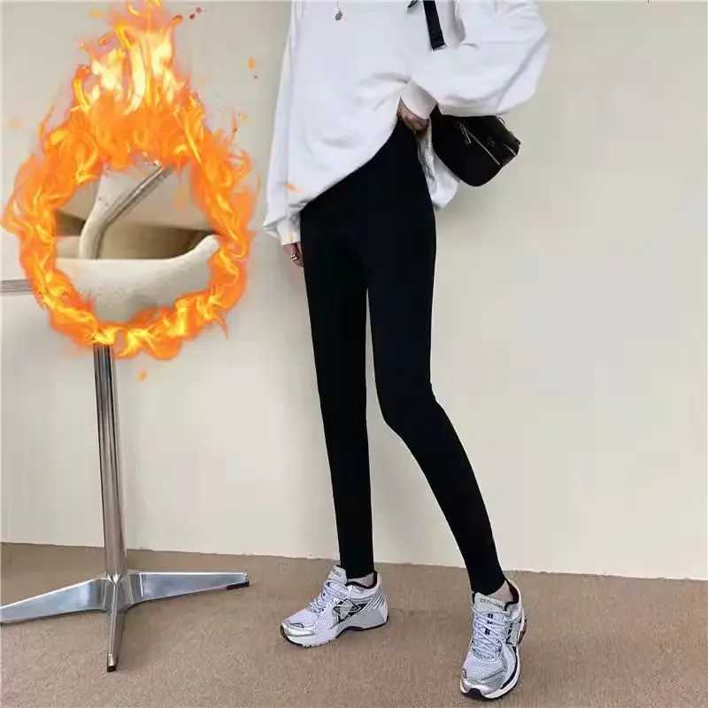 2025 New Autumn Winter Clothes Women Polished Threaded Leggings Women Highwaisted Slimfitting Highelastic Thermal TrousersT251023
