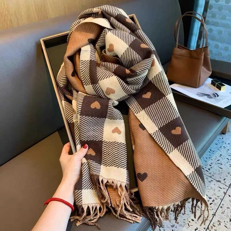 Disney Mickey Retro Plaid Womens Scarf Keep Warm Cute Cartoon Fashion Girls Soft Cashmere Scarf Gifts Autumn Winter Holiday H251023