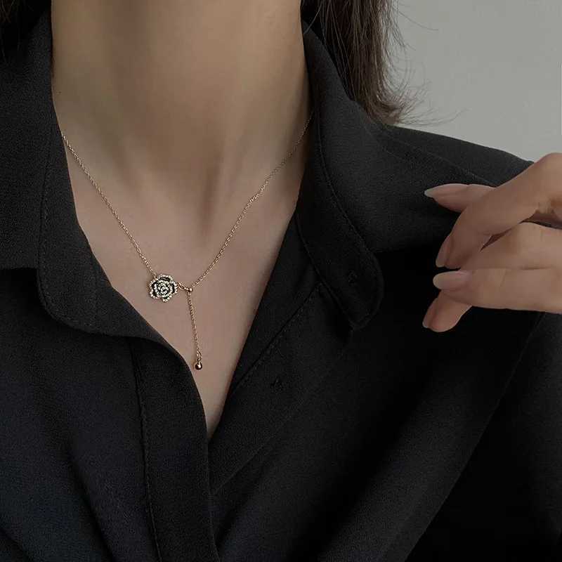 New Fashion Elegant Black lia Necklace for Wen Girls Korean Sweet wer Necklace Party Jewelry Accories Y251023