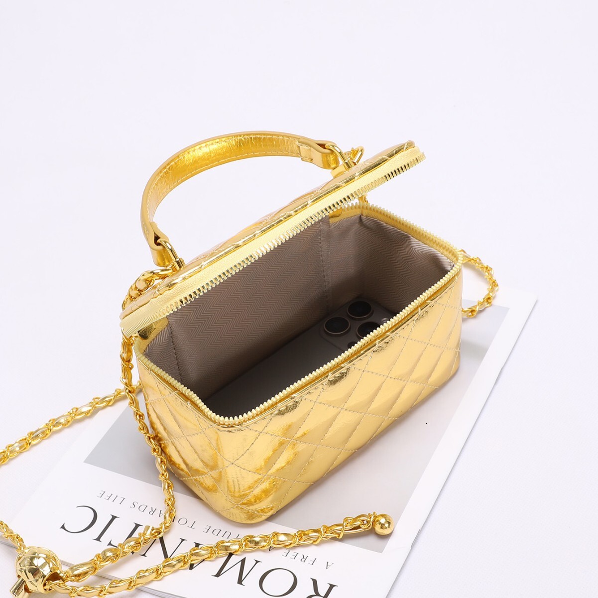Luxury Brand Designer Bag Women's New Quilted Chain Bag Fashion Quilted Embroidery Small Style Box Handbag Stylish Crossbody Bag