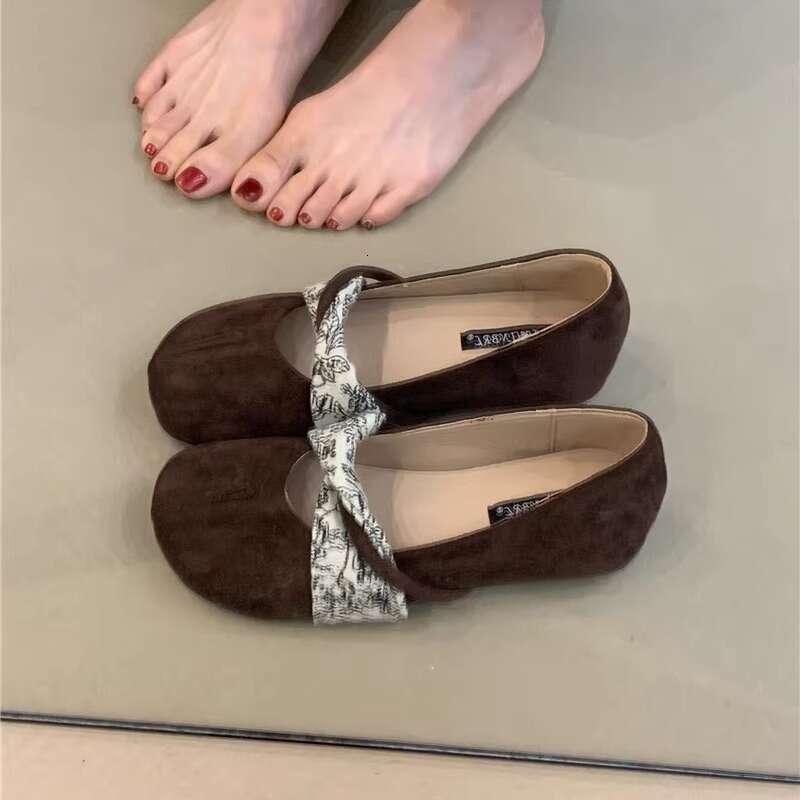 Mary Jane Ballet Flats Women's 2025 Spring French Style Elegant Velvet Round Toe Shallow Mouth Hidden Heel Classic Fitted Luxe