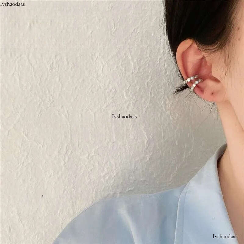 1PC Gold-Plated Sier Metal Punk Clip Earrings Europe and America Piercing Ear Cuff Female C-Shape Crystal Earring