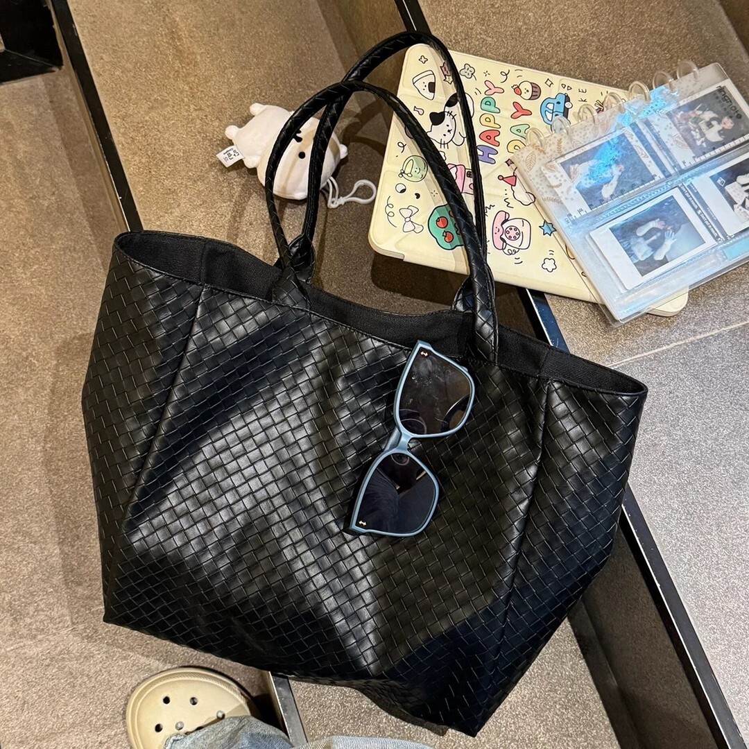 Luxury Brand Designer Bag Korean Style High-End Woven Bag For Women 2025 New Lazy Style Versatile Shoulder Bag Morning Commute Tote Large Bag