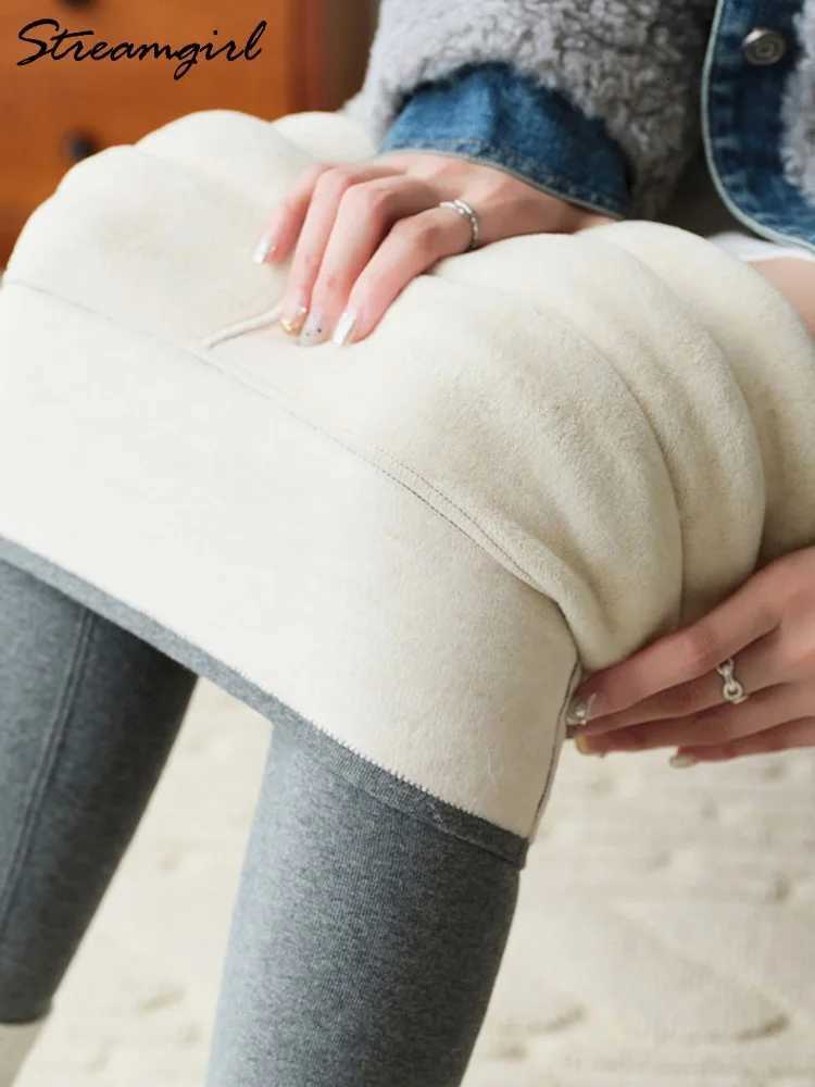 Winter Brown Leggings Women Long Fleece Pants High Waist Velvet Bottom LeggingsWith Pockets Warm Thick Leggings For Women WinterT251023