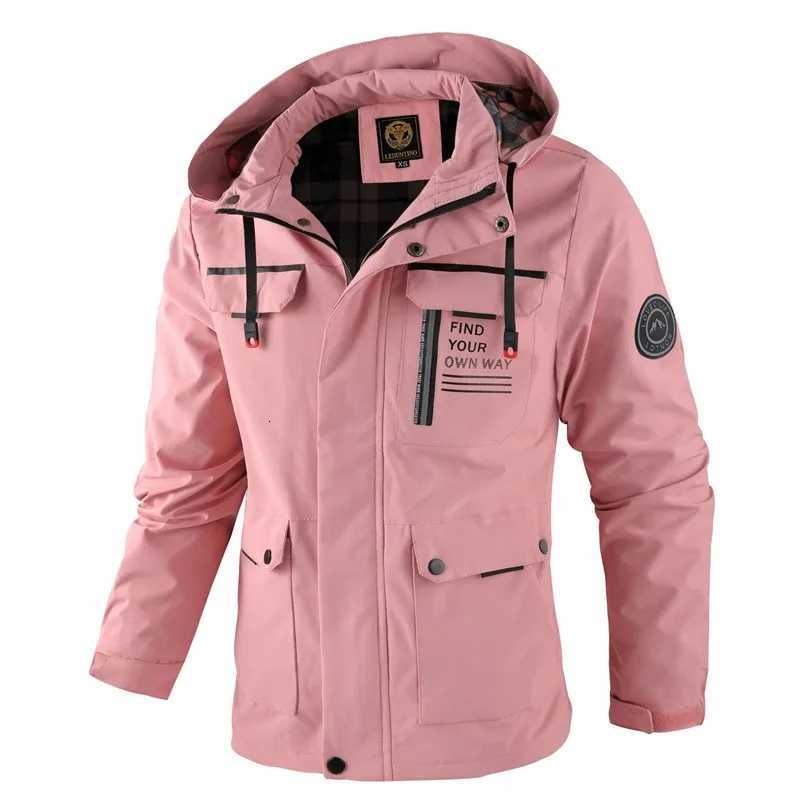 New Winter Men Outwear Warm Removable Hooded Hiking Jacket Men Outdoor Windproof Casual Fashion Jacket Coat Male Clothing W251023