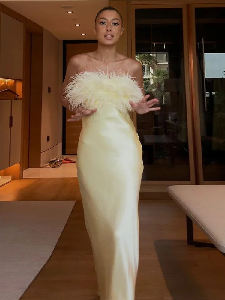 Womens Feather Strapless Dress Fashionable Sleeveless Backless Satin High Waisted Dresses Party Banquet Womens Gown 251020