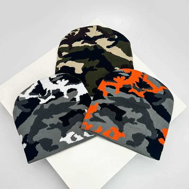 Autumn and Winter New European Style Camouflage Color Block Knitted Hats Warm Versatile Hip Hop Beanies Street Fashion OutdoorXJ251023
