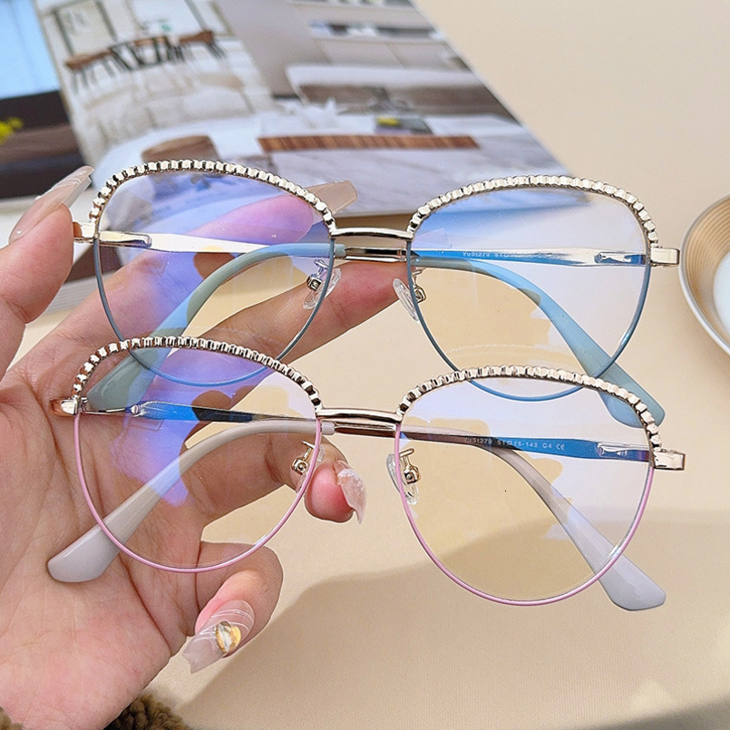 New Cat Eye Large Frame Metal Blue Light Blocking Non-Prescription Glasses Fashionable Women's Eyeglass Frames Can Be Paired