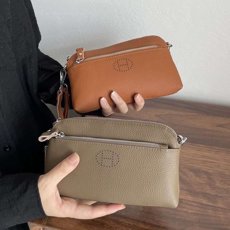 Genuine Leather Fashion Clutch Coin Purse 2025 New Top Layer Cowhide Niche Single Shoulder Crossbody Large Capacity Phone Bag
