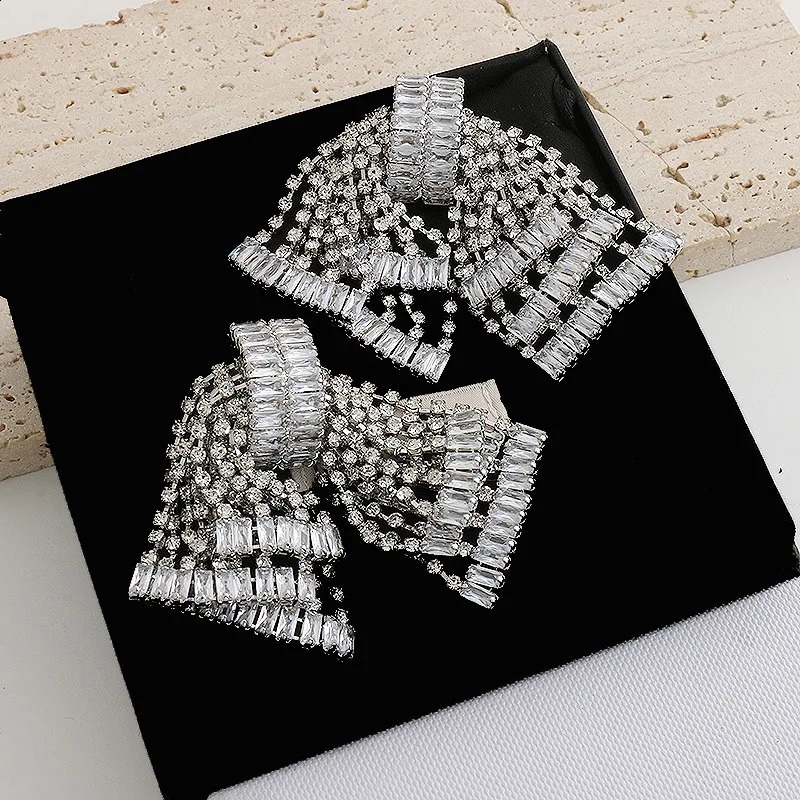 Modern Jewelry European and American Tassel Bowknot Earrings For Women Female Gifts Cool Trend Ear Accessories 251018