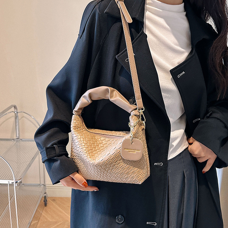 Luxury Brand Designer Bag 2024 Autumn Winter New Fashion Woven Texture Stylish Versatile Commuter Shoulder Crossbody Bag For Women
