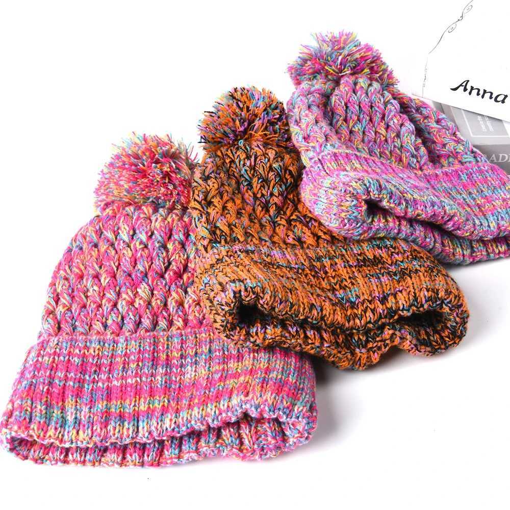 Ladies Single Layer Knitted Hat with Colorful Ball Pom Winter Head Warmth Pineapple Patterned Cap Beanie with pompomXJ251023