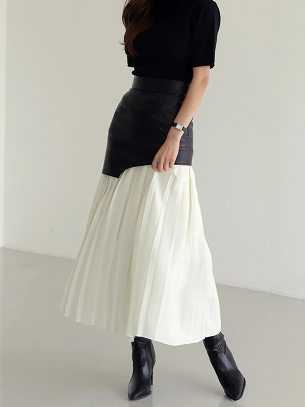 Elegant Dresses for Woman Clothing Contrast Color Pleated Midi Skirt Faux Leather Panel High Waist Edgy Chic Streetwear 251022