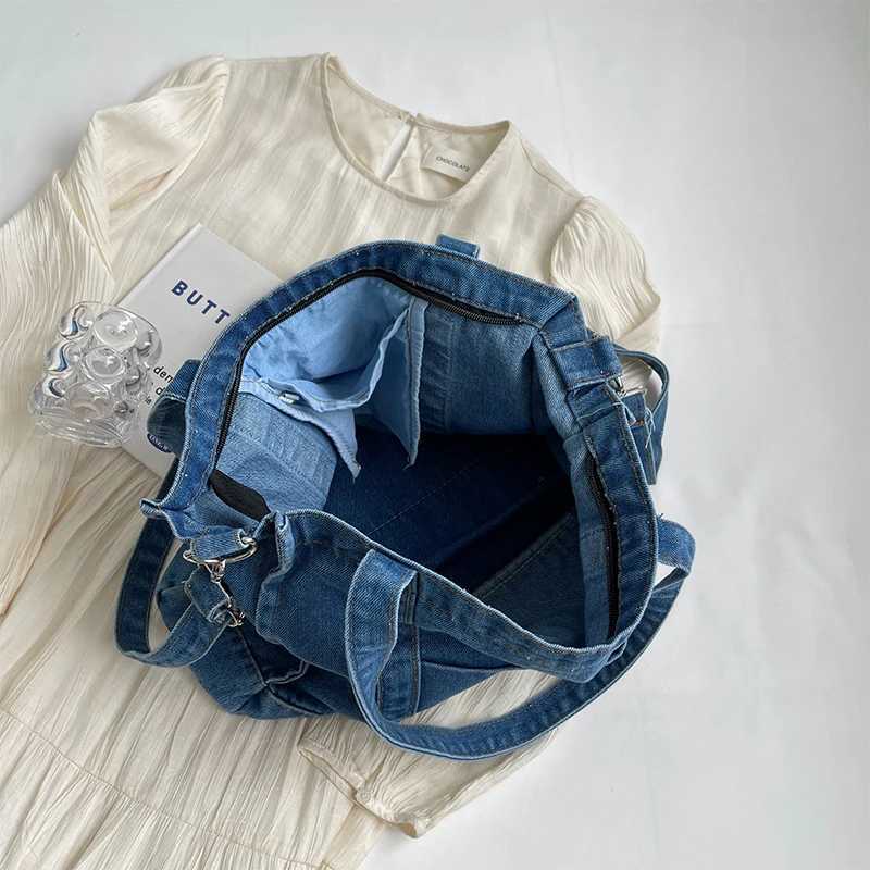 Four seasons universal large capacity leisure fashion allinone denim bagL251023