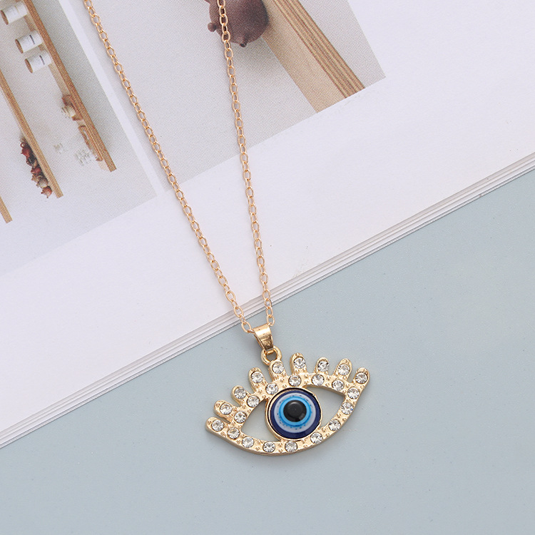 Designer necklace for woman Alloy studded diamond zircon devil's eye pendant necklace, fashionable and exquisite sweater chain Halloween gift
