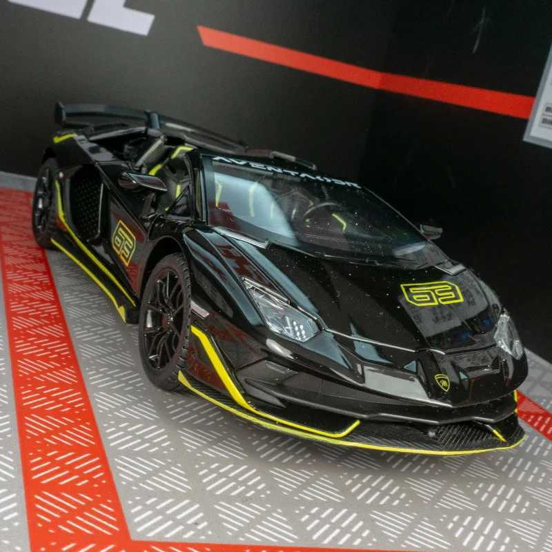 124 Lamborghini SVJ63 alloy car model ornaments collection pull back acoustooptic toy can be given as a gift to friendsT251023