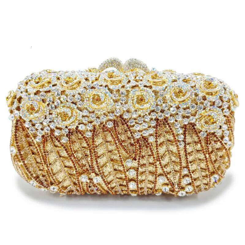 Designer Bags New Women's Hollow Handmade Hardware Dia Flower Pattern Dinner Bag Chain Handbag Luxury Bag