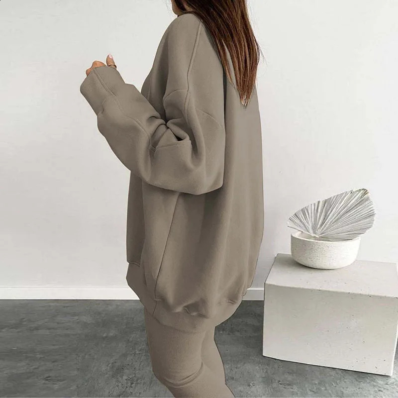 Autumn Winter Solid Color Sportswear Tracksuit Women Casual Round Neck Sweatshirt and Slim Pant Set Long Sleeve 2pcs Suit Outfit 251022