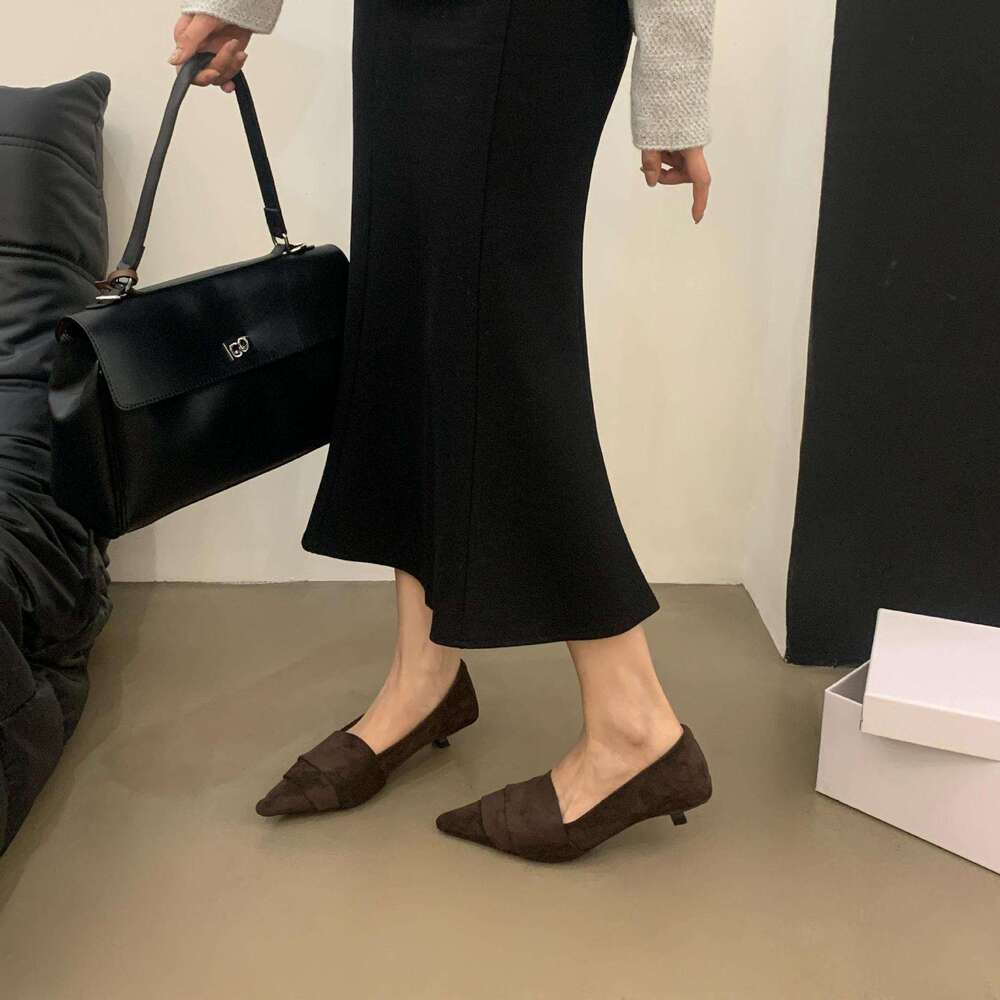 Yellow Suede Single Shoes 2025 New Spring Autumn Winter Women's French Style Elegant Socialite Pointed Toe Stiletto Low Heel Classic Fitted Luxur