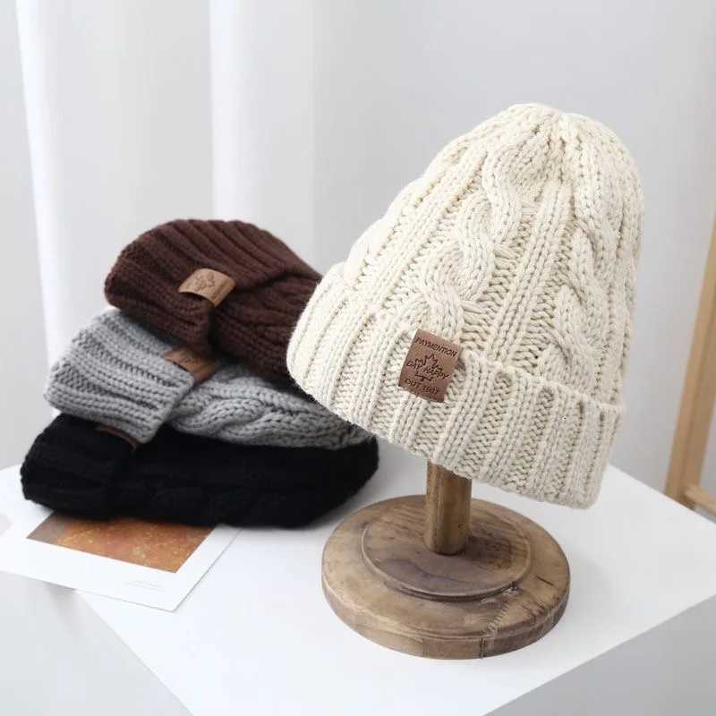 New Unisex Winter Hats Add Fur Li Men And Wen Warm Beanie Casual Map af Label Decor Winter Knitted HatsW251023
