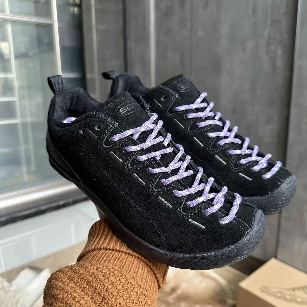 Rock Climbing Shoes Outdoor Mens Climbing Shoes New Professional Indoor Outdoor Climbing Shoes Nonslip Breathable J251023