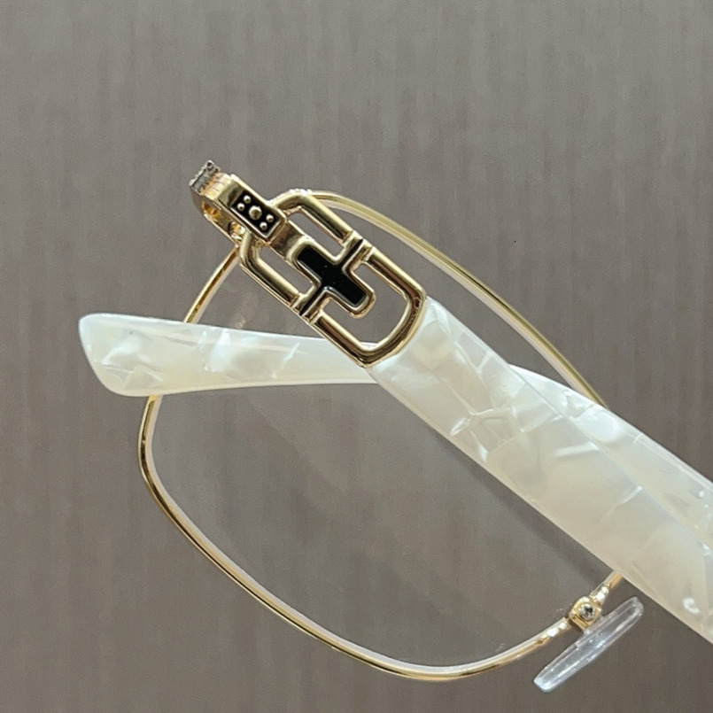 Metal Gold Frame Glasses Students, Suitable for Round Faces, Slimming Effect, Mesh Style, Can Be Paired with Prescription Lenses