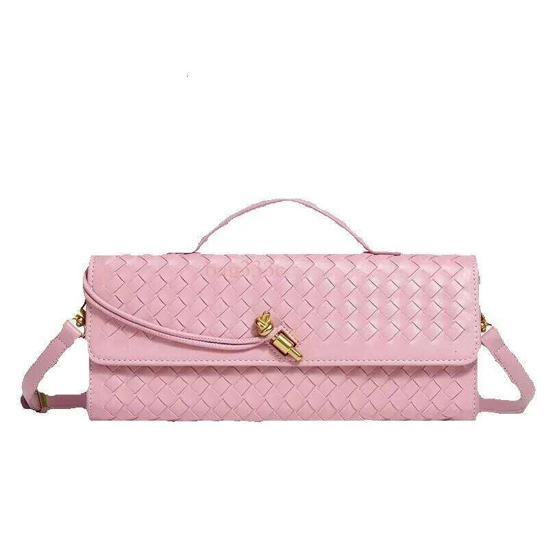 Handmade Woven Single Shoulder Organ Fashion Trend Baguette Simple Handheld Crossbody Bag
