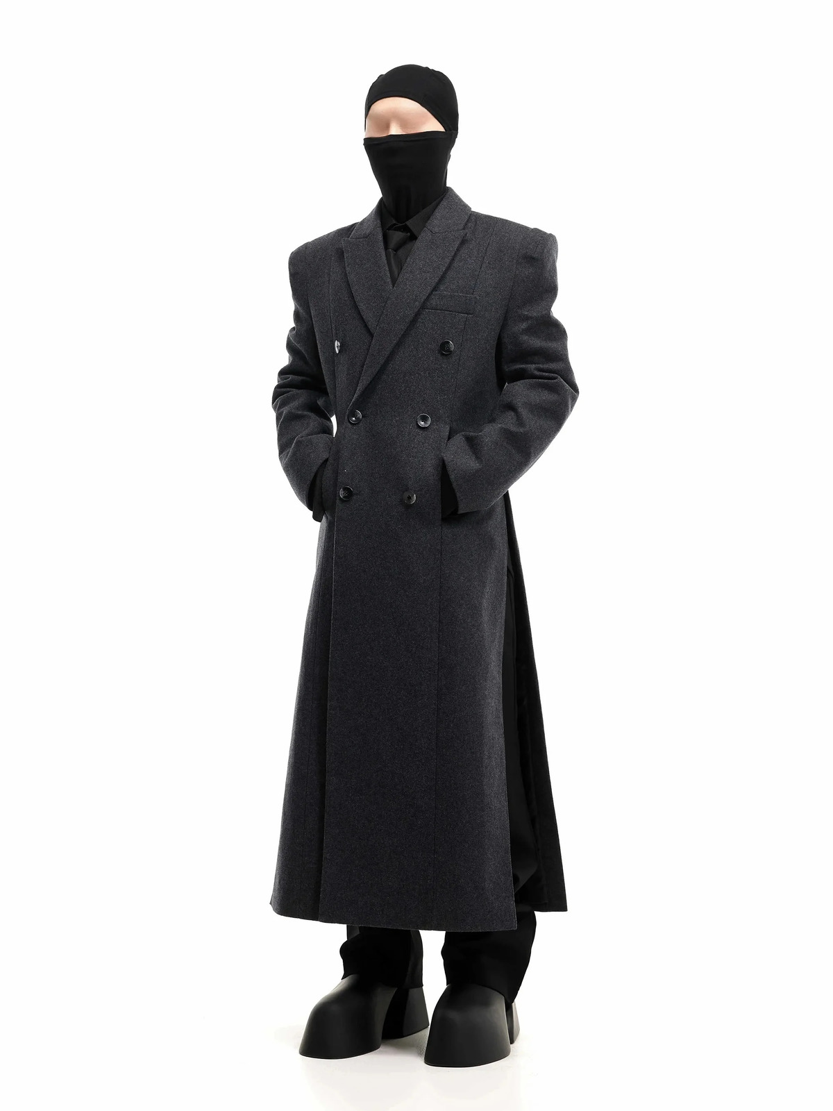 Mauroicardi Autumn Winter Long Warm Thick Fitted Black Wool Blends Coat Men Shoulder Pads Elegant Woolen Overcoat 251016