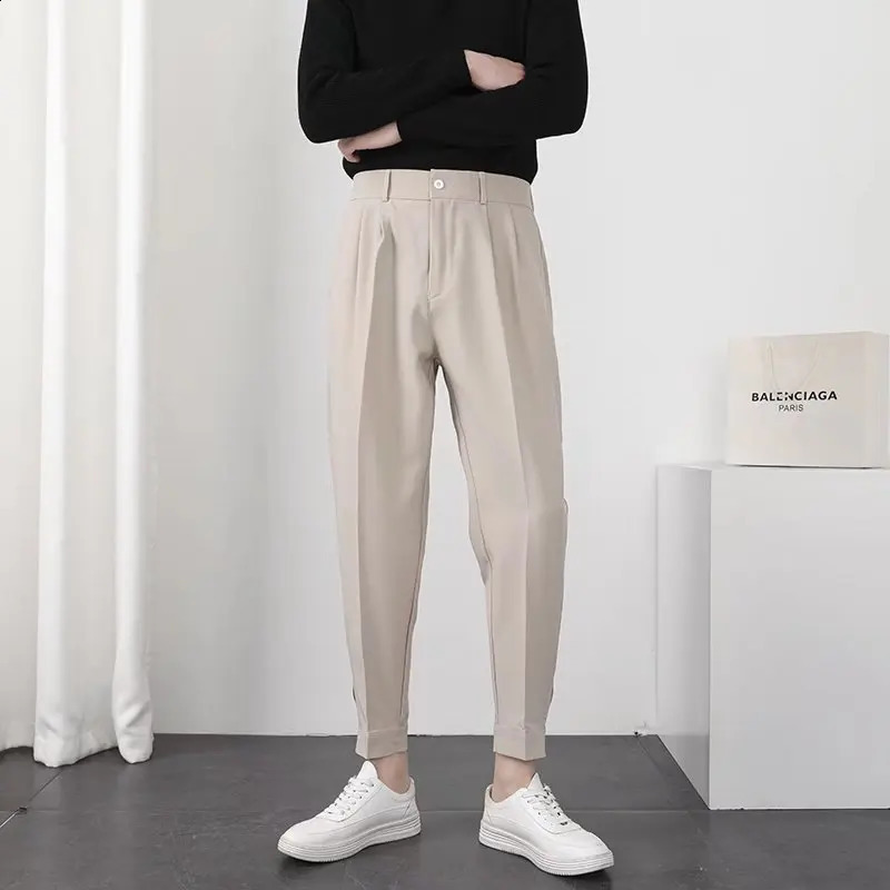 Fashion Men Casual Pants Elastic Waist Small Feet Slim Korean Style Pleated Tapered Male Blazer Trousers Streetwear 251023