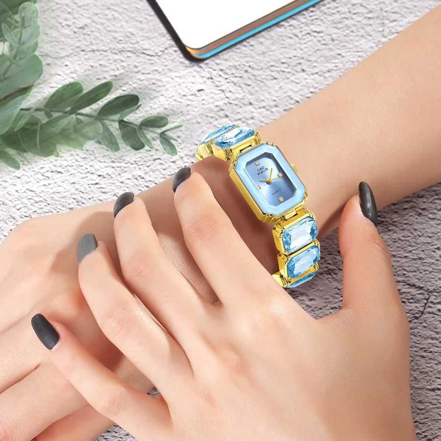 Ladies Wrist Watch Small Golden Square Quartz For Women Bracelet Watches Top Brand Luxury Diamond Fashion Womens Watch 2024L251023